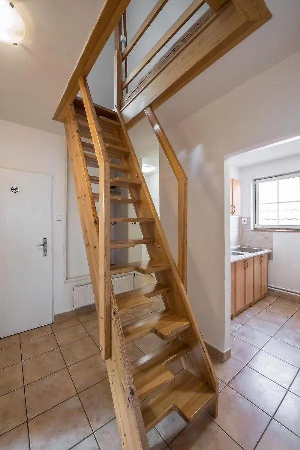 براغ Apartment Husova 15